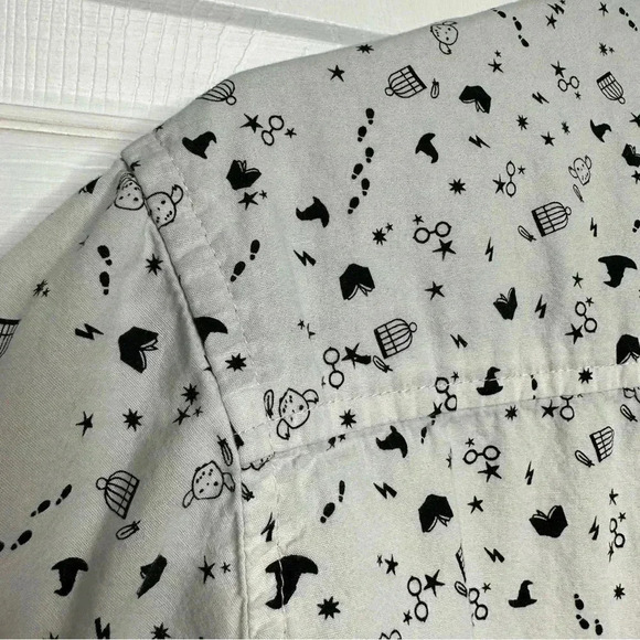 Harry Potter Button Down Casual Short Sleeved Shirt Collared Size XL - Picture 15 of 16